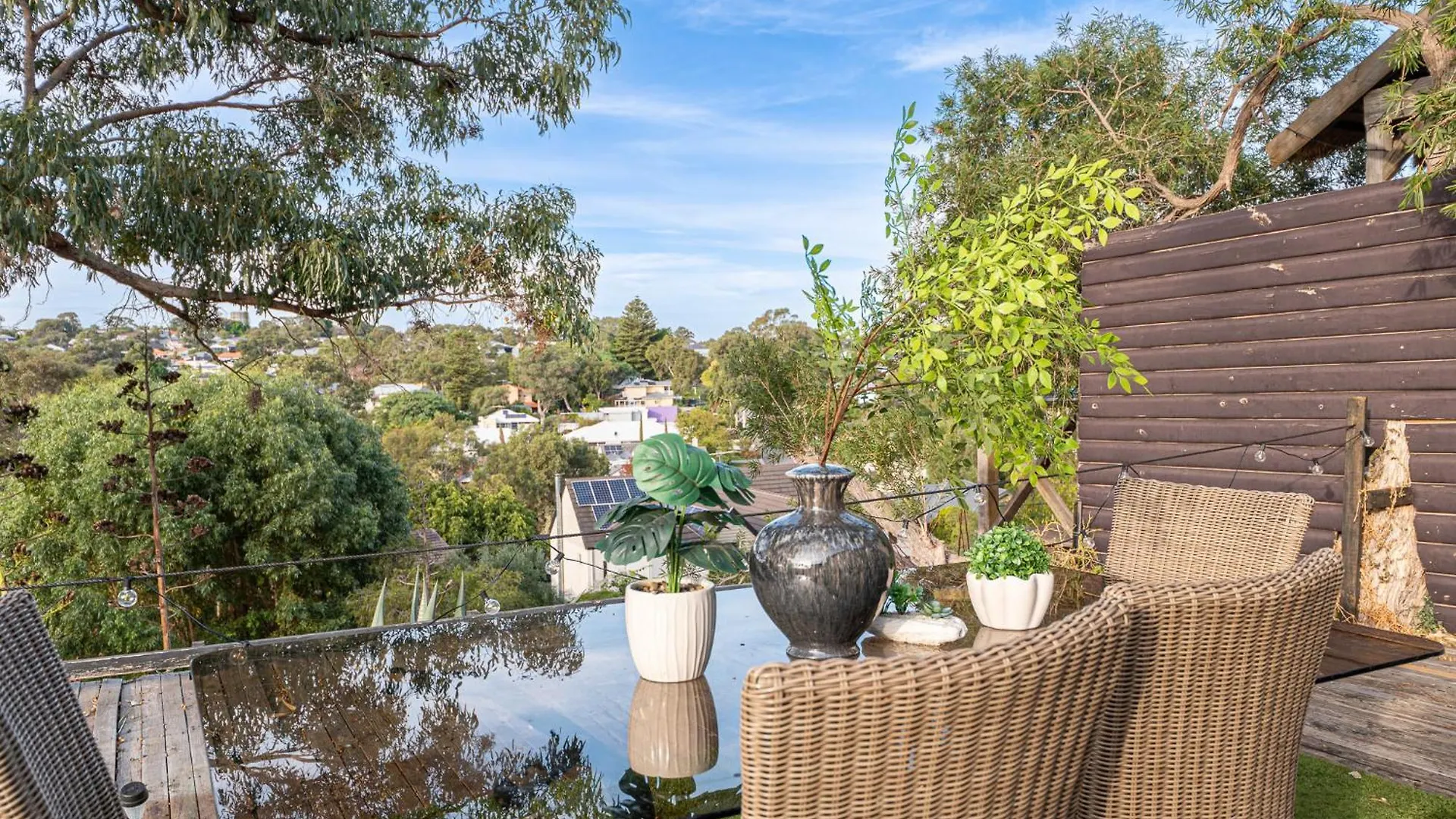 Scarborough Beach Side Forest Holiday House Perth Holiday home